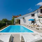 Nyaraló Suncana By Interhome *